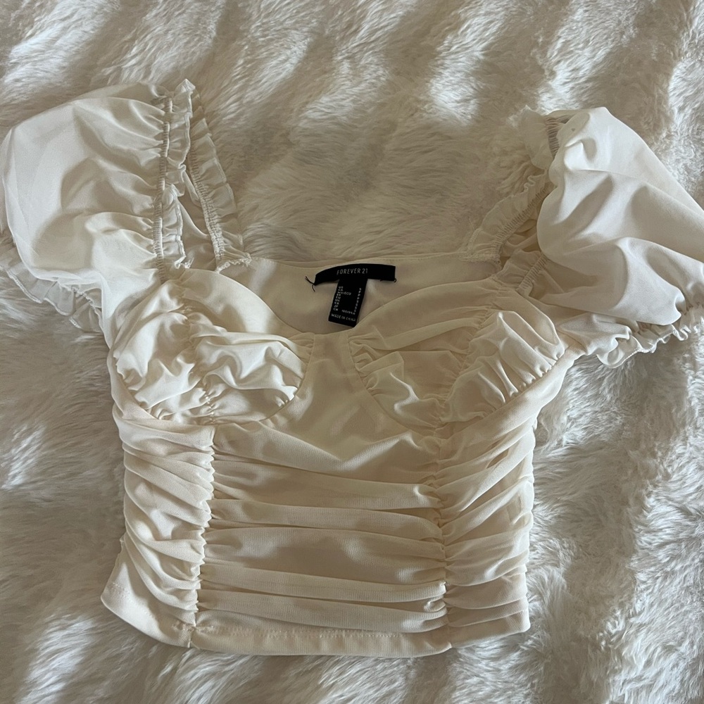Forever 21 Cream Ruched Short Sleeve Blouse